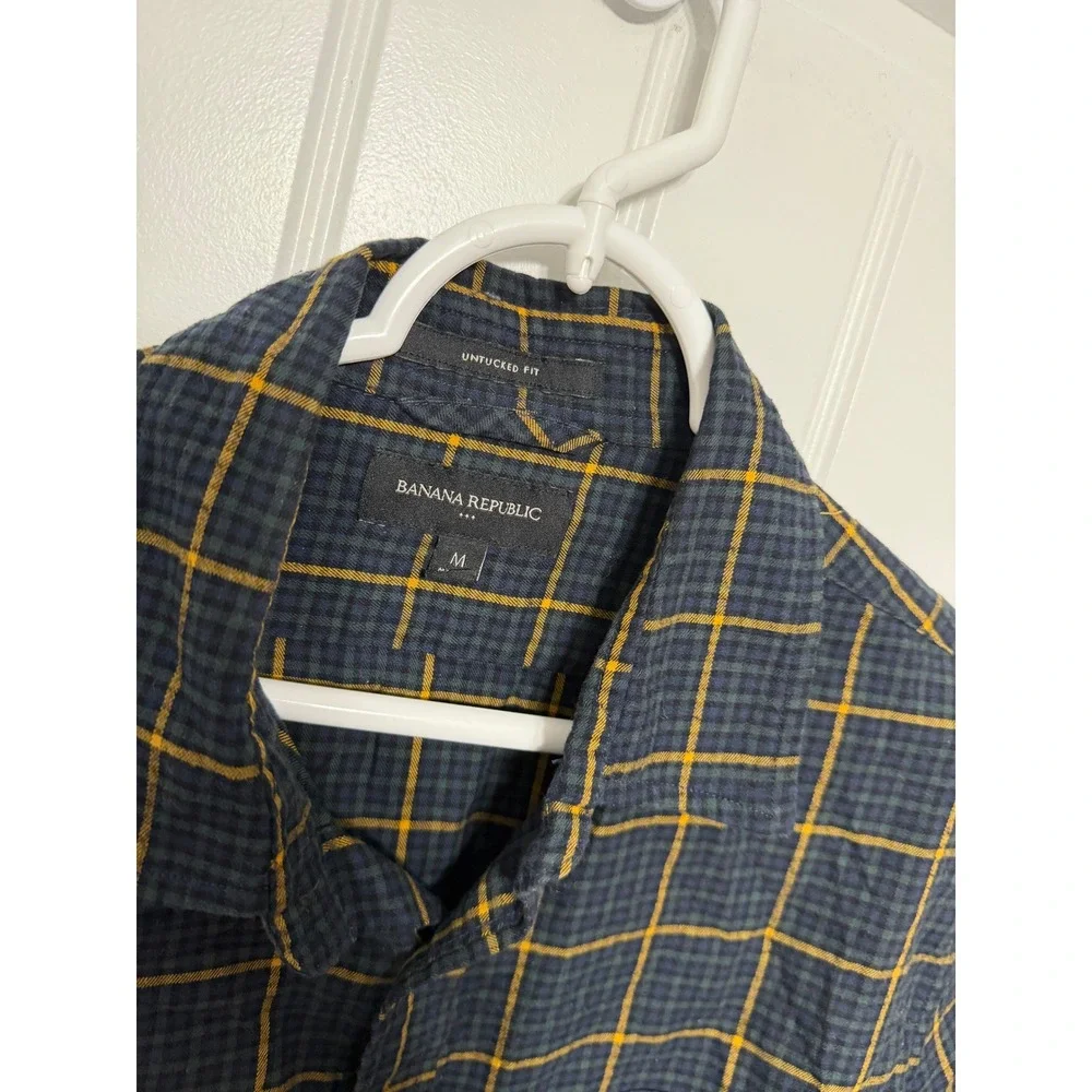 Banana Republic Shirt Mens Medium Untucked Fit Plaid Cotton Button Down EUC